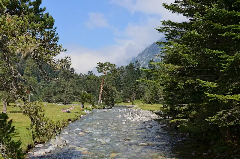 Gave of Marcadau, looking towards SE and Pont d'Espagne ; Cauterets, Hautes-Pyrénées, France.